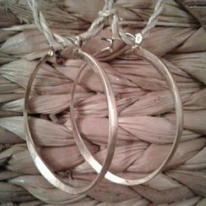 Chloe+Isabel Brand-New "Tidal Hoop"